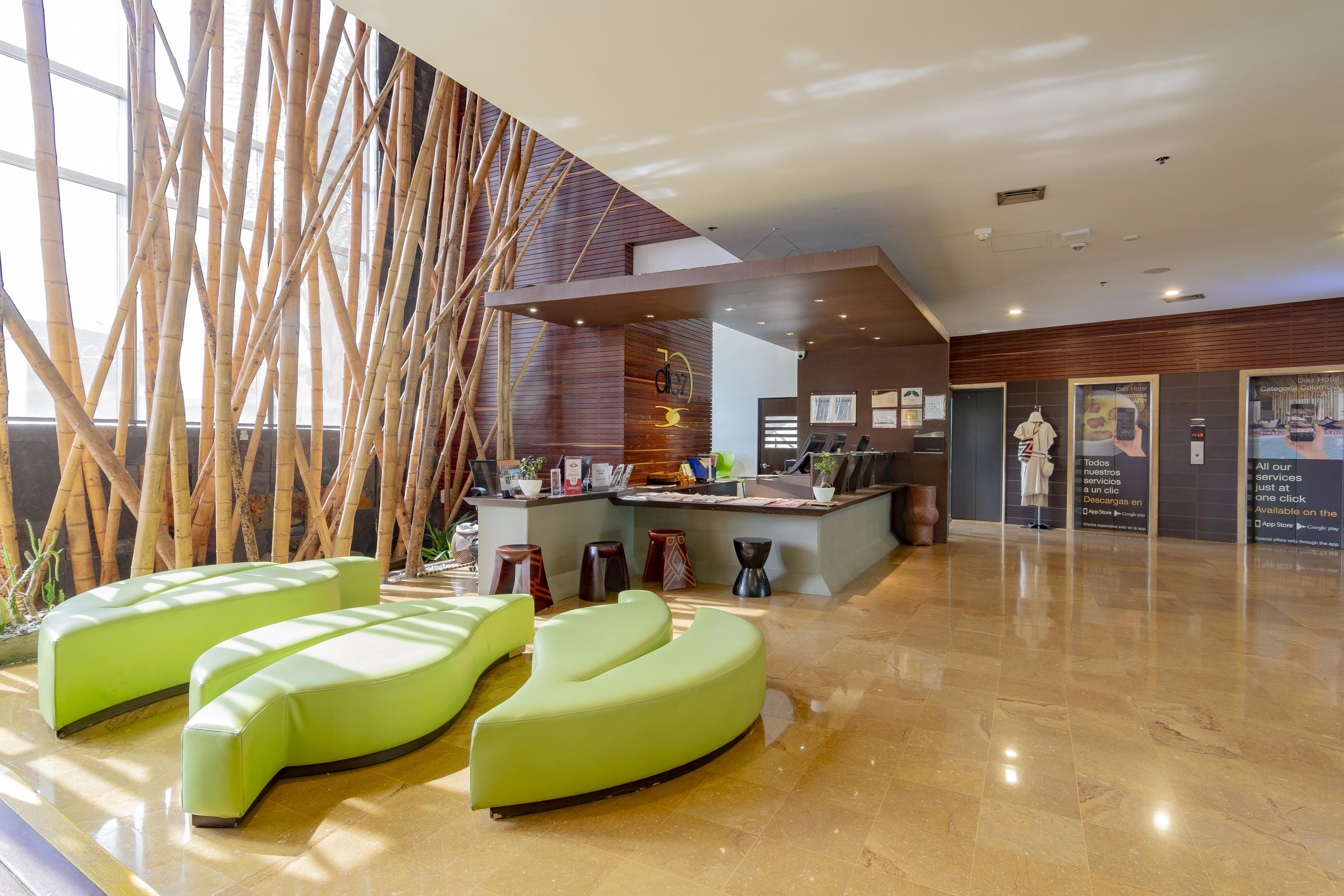 Diez Hotel Categoria Colombia Медельин Экстерьер фото The lobby of the hotel